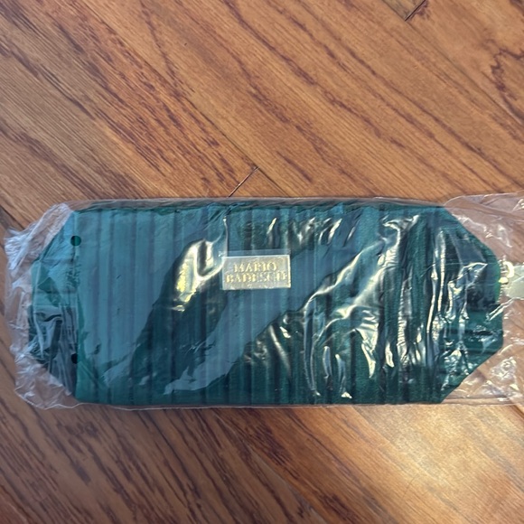NWT Mario Badescu makeup bag green velvet texture stripe - Picture 2 of 9